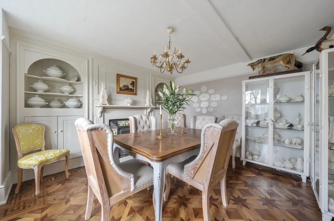 Stunning Grade II Listed Double Fronted Residence, East Farleigh, photo 3