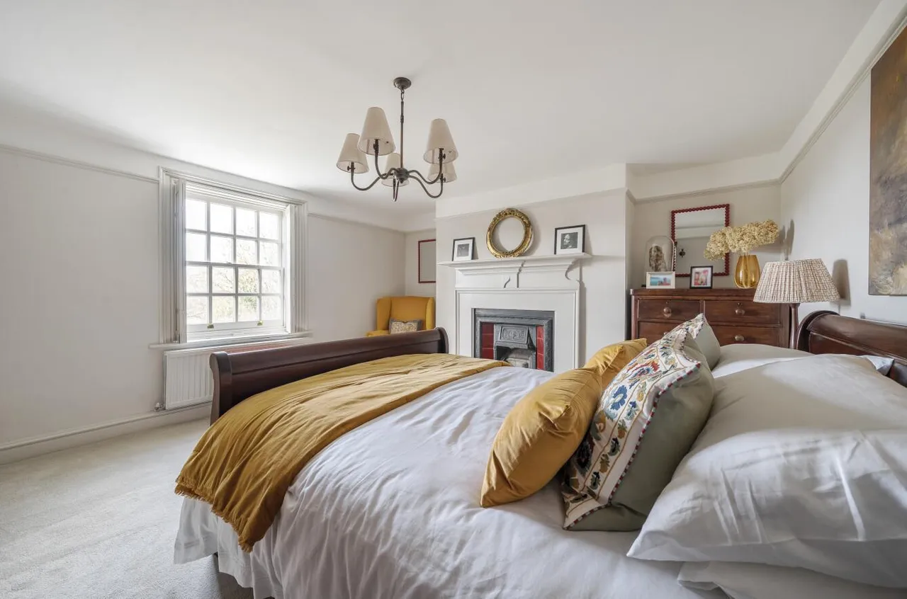 Stunning Grade II Listed Double Fronted Residence, East Farleigh, photo 17