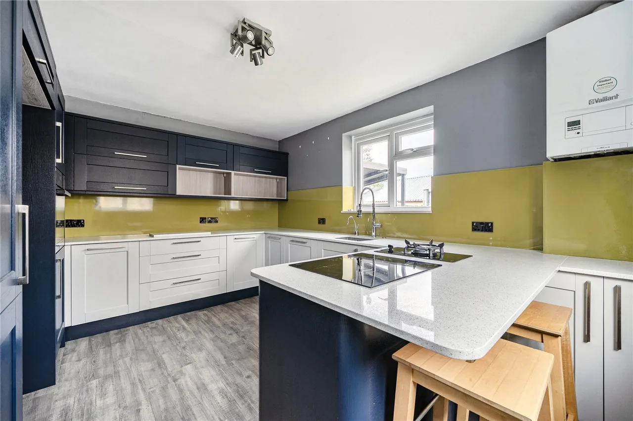 Bron Y Garth, Cottage Lane, Talgarth, Brecon, LD3 0AE, photo 7