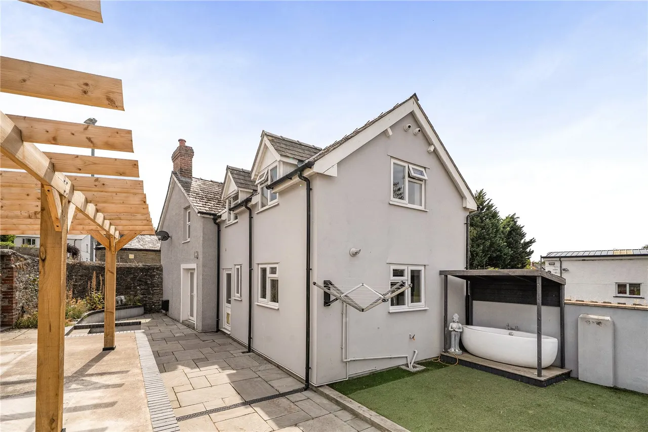 Bron Y Garth, Cottage Lane, Talgarth, Brecon, LD3 0AE, photo 21