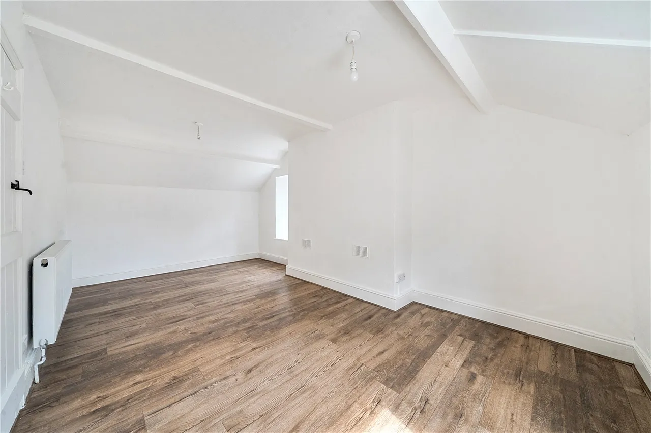 Bron Y Garth, Cottage Lane, Talgarth, Brecon, LD3 0AE, photo 14