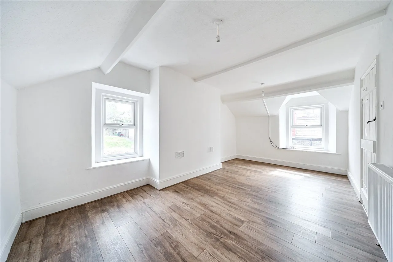 Bron Y Garth, Cottage Lane, Talgarth, Brecon, LD3 0AE, photo 15