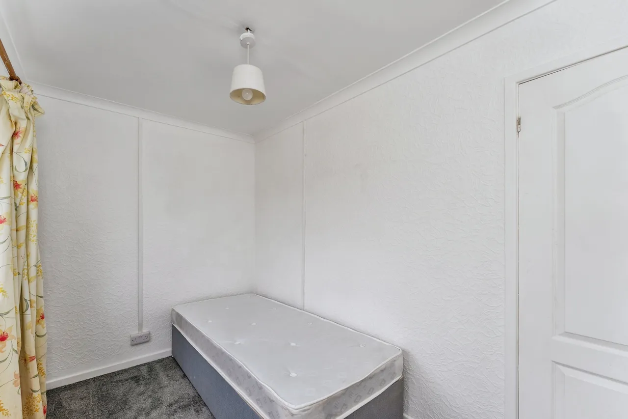Overton Avenue, Prestatyn, LL19, photo 9