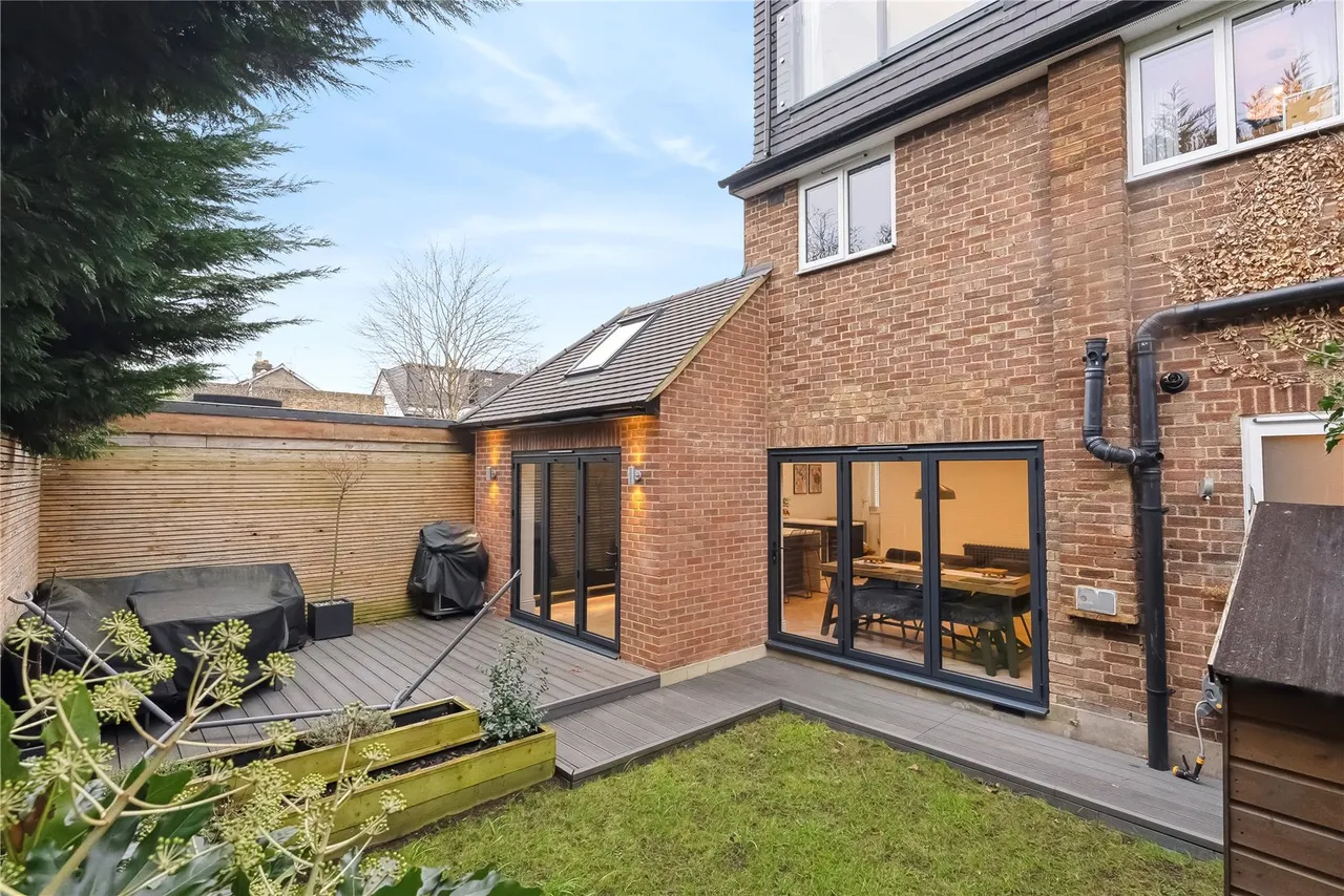 Edward Road, Hampton Hill, TW12 1LG, photo 16