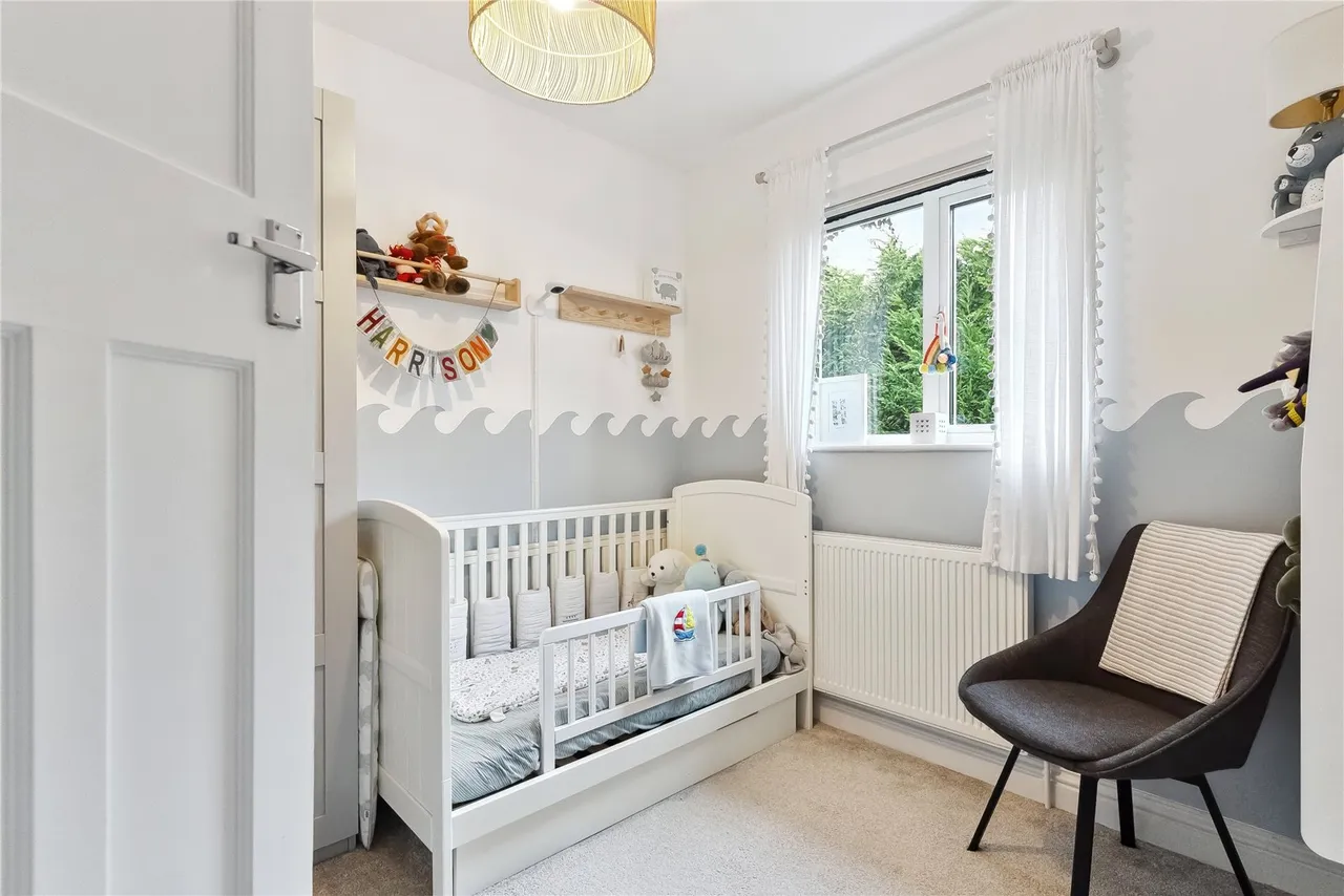 Edward Road, Hampton Hill, TW12 1LG, photo 10