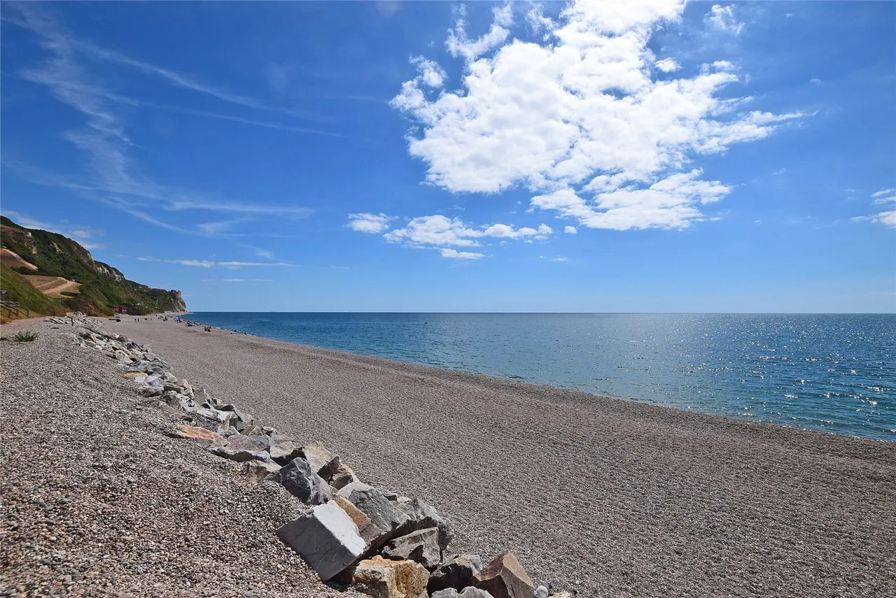 West Beach, Branscombe, Seaton, Devon, EX12 3DP, photo 9