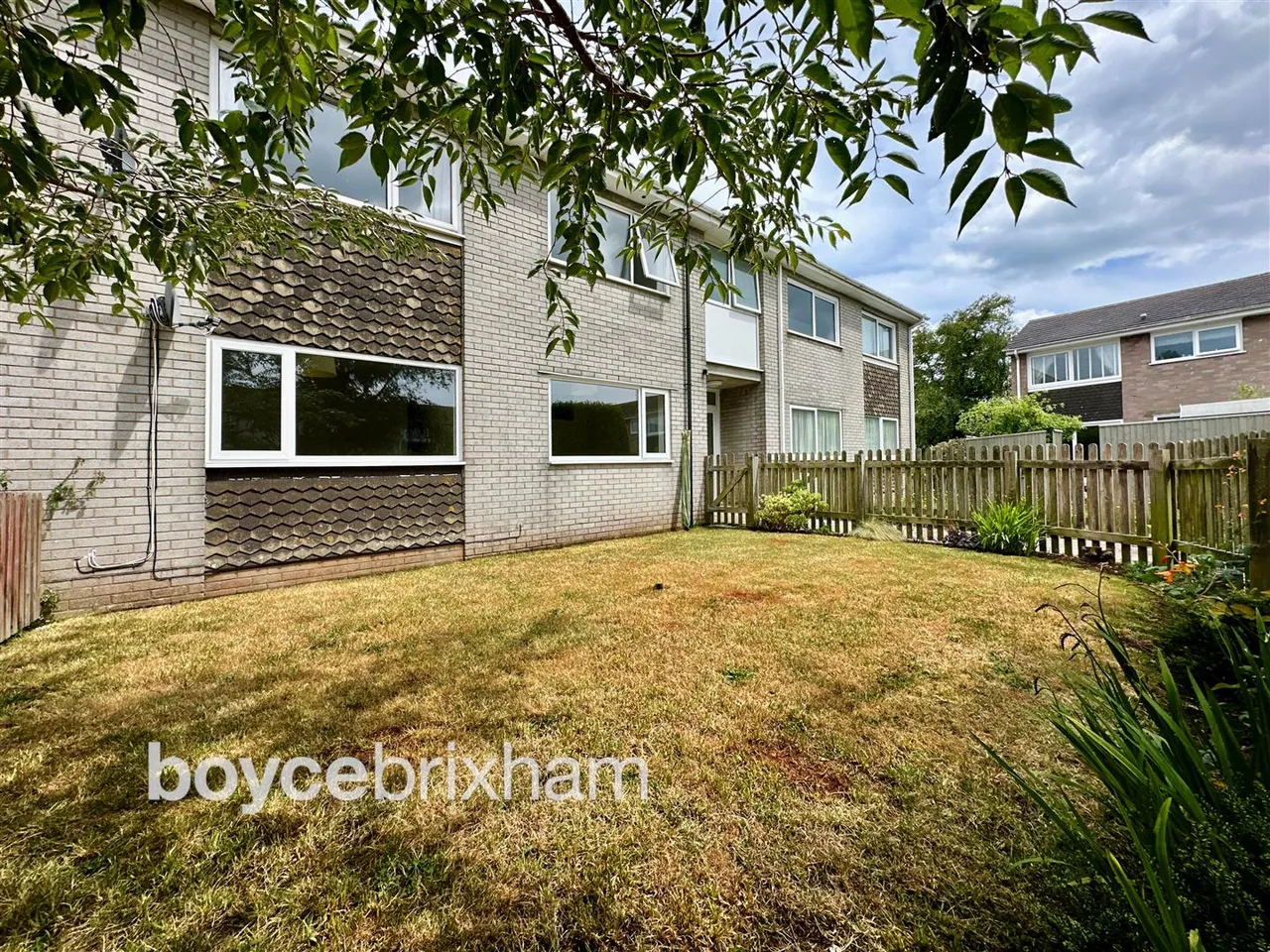 2 bed flat to rent, Pillar Avenue, Brixham