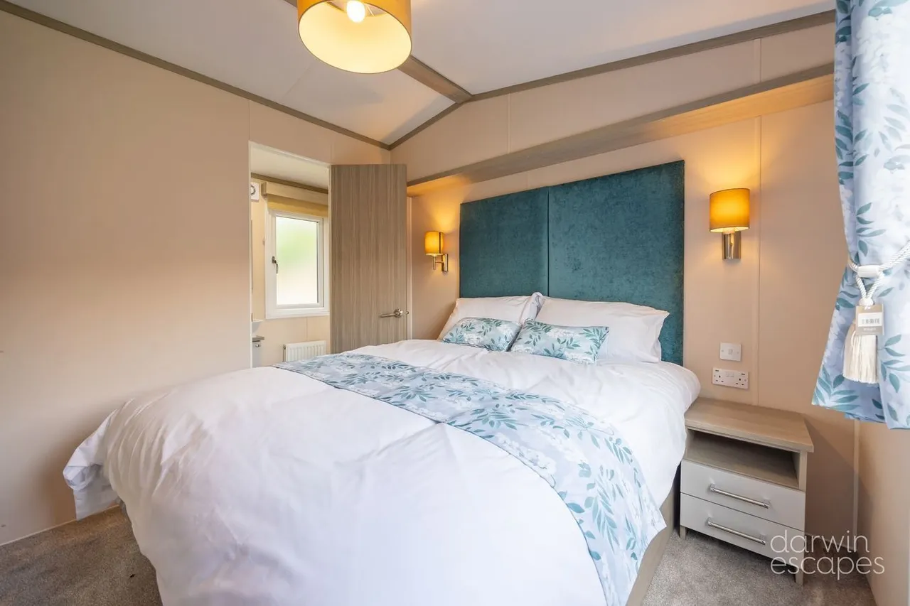 Axbridge Road, BS27, photo 13