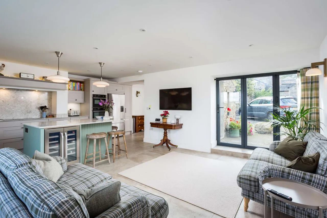 Leyburn Road, Askrigg, Leyburn, North Yorkshire, DL8 3HJ, photo 3