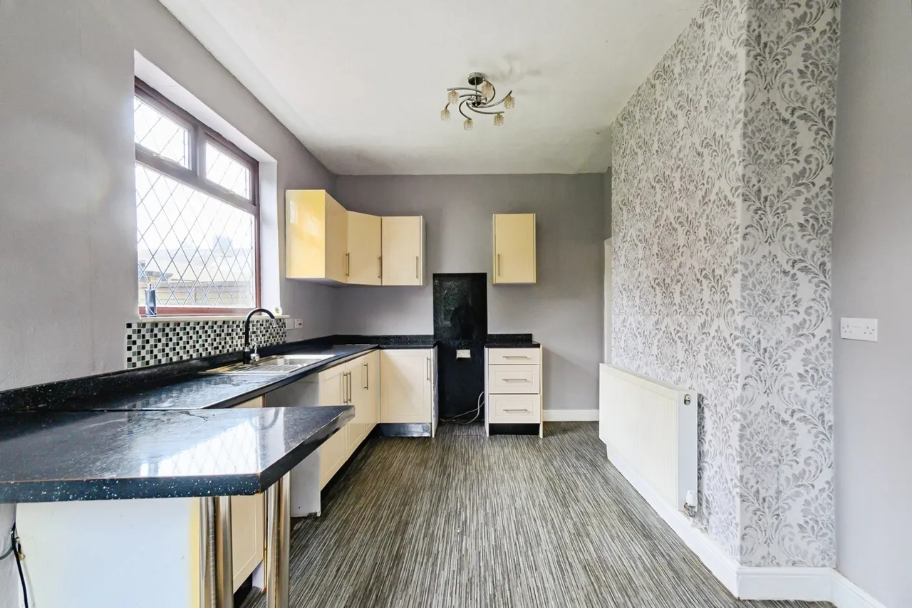 Corrie Road, Clifton, Swinton, Manchester, M27, photo 2