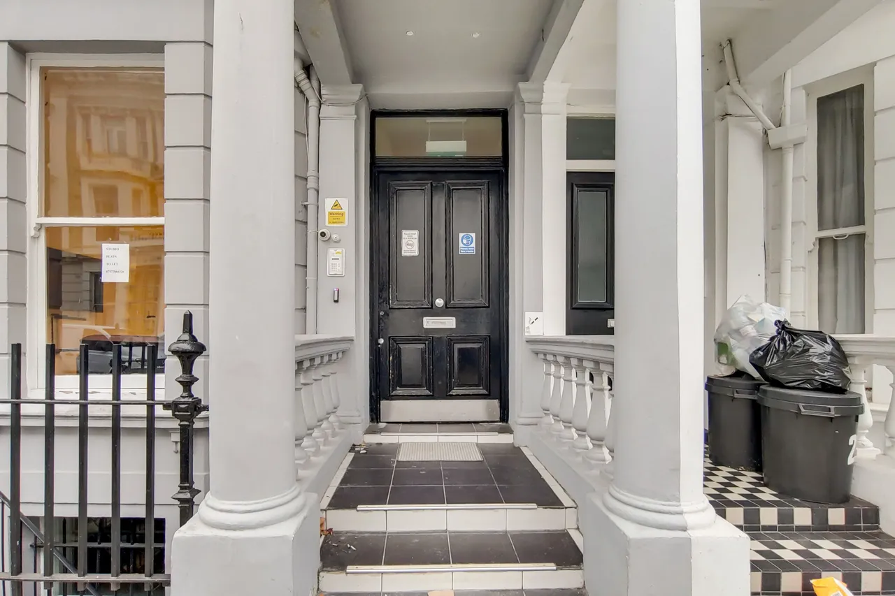 Flat 11, 26 Fairholme Road, London, photo 5