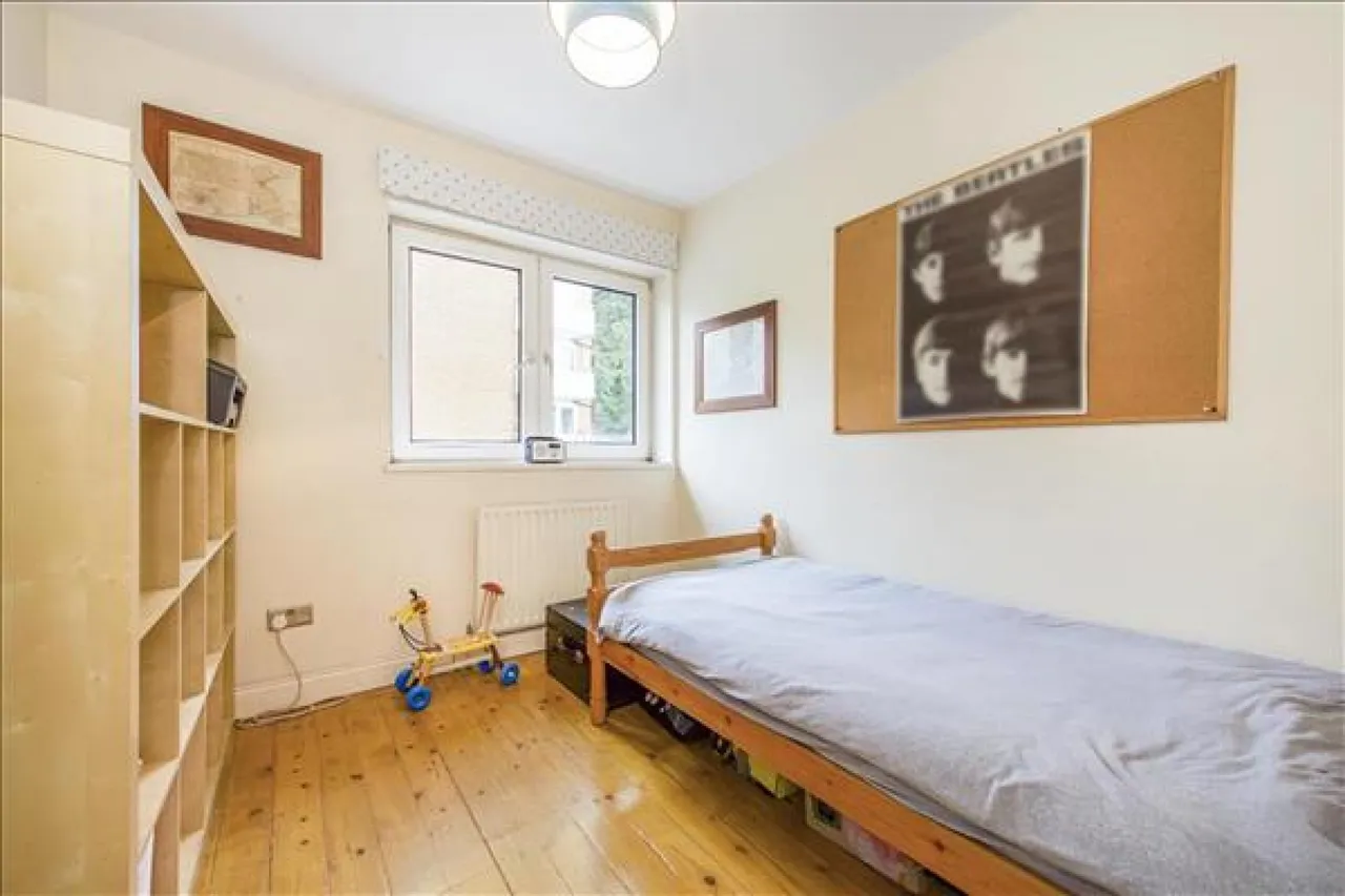 Norley Vale, London, photo 11