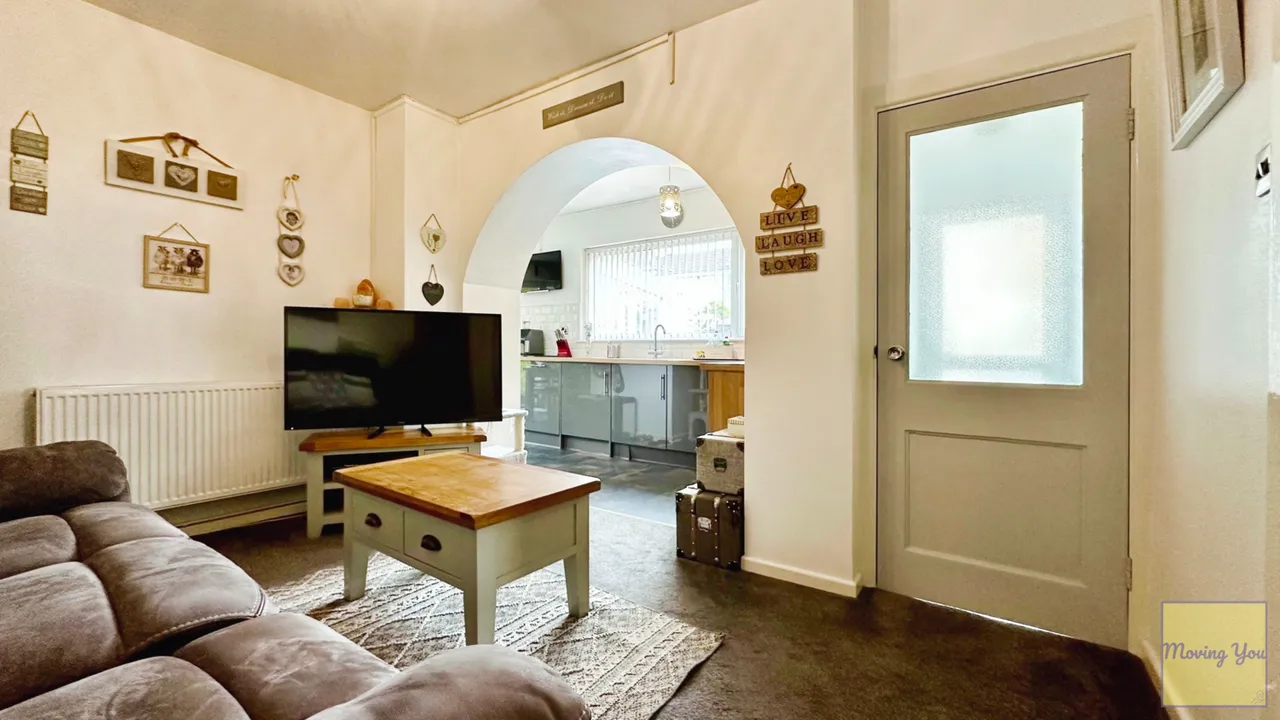 Birchgrove Road, Birchgrove, Swansea, photo 6