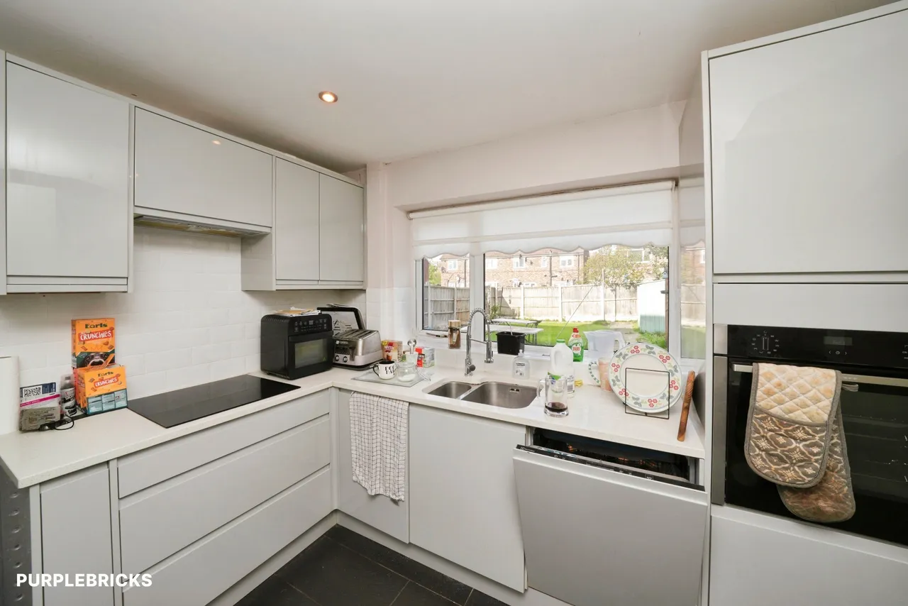 Byron Close, Prenton, CH43, photo 10