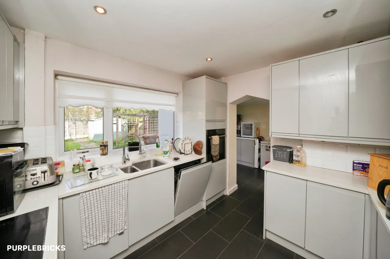 Byron Close, Prenton, CH43, photo 9