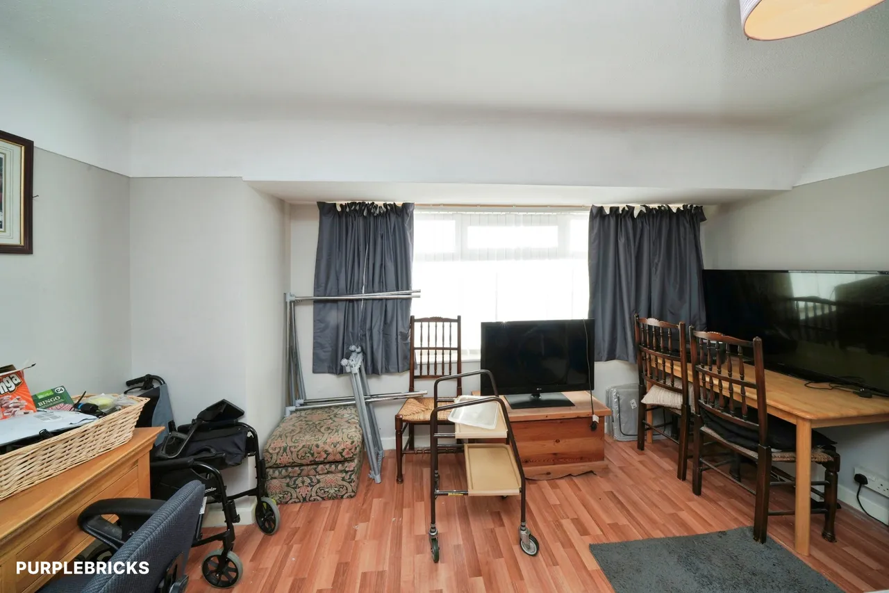 Byron Close, Prenton, CH43, photo 8