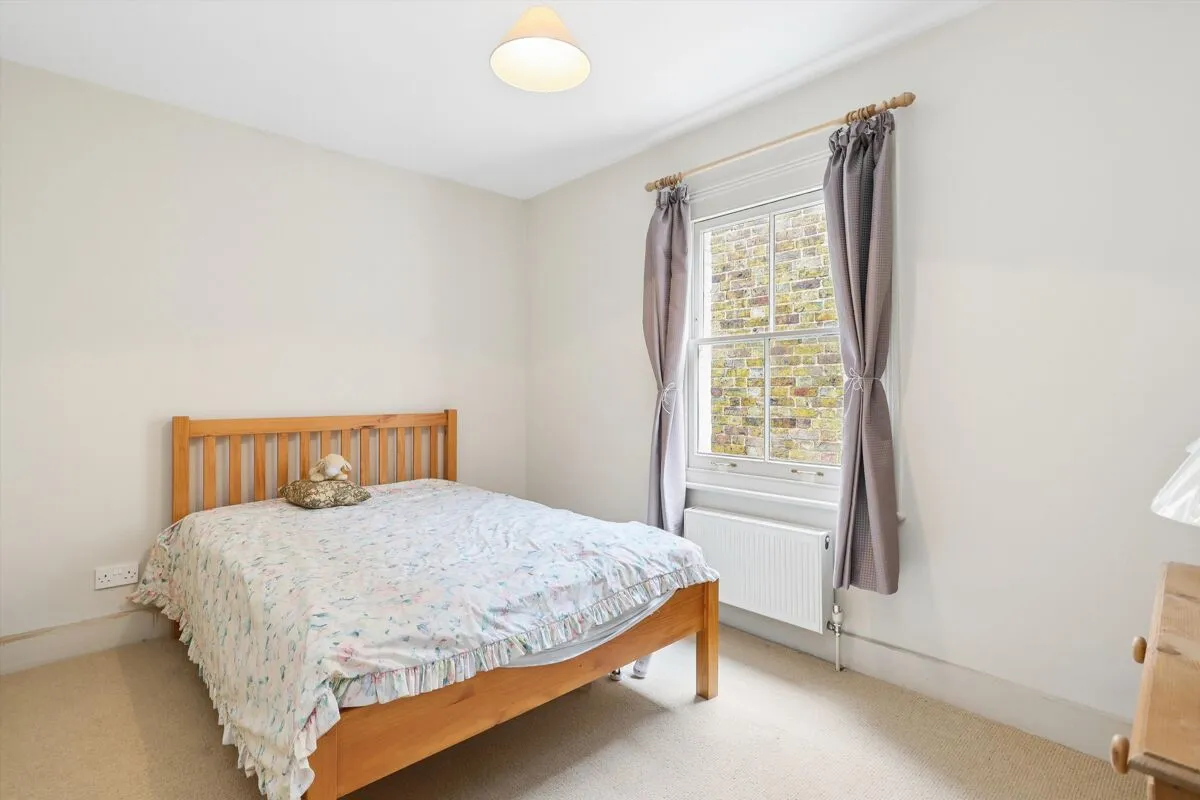 Wolsey Road, Esher, KT10, photo 7