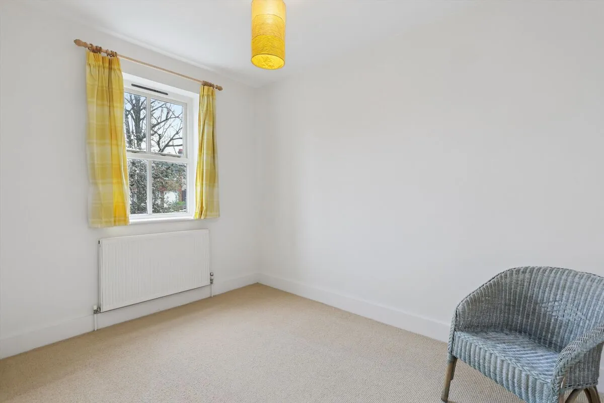 Wolsey Road, Esher, KT10, photo 10
