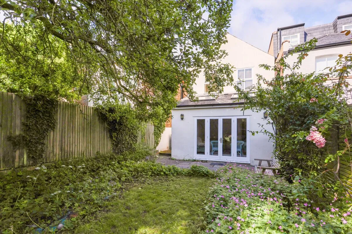 Wolsey Road, Esher, KT10, photo 11