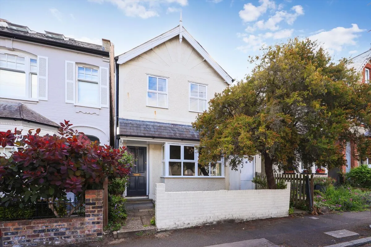 3 bed house for sale, Wolsey Road, Esher, KT10