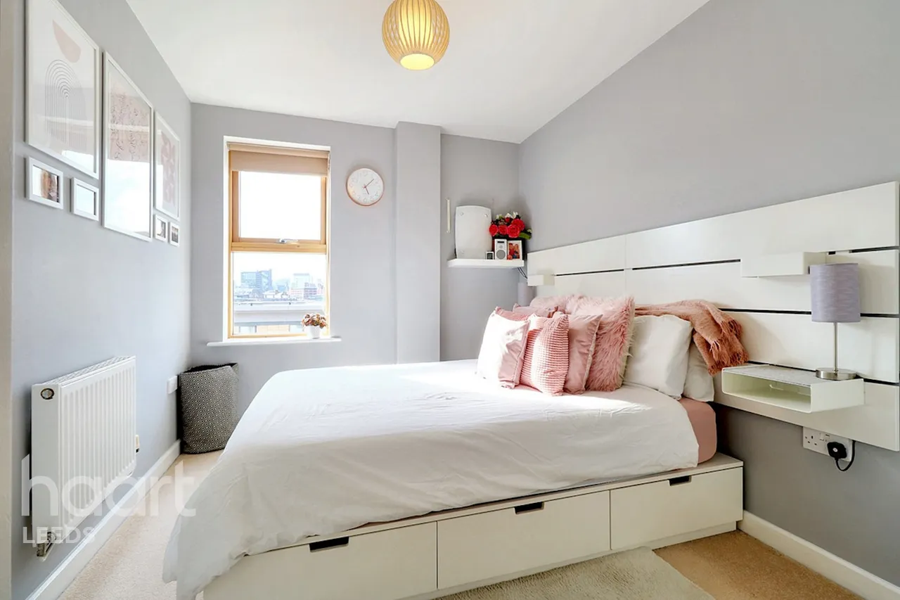 Bowman Lane, Leeds, LS10, photo 11