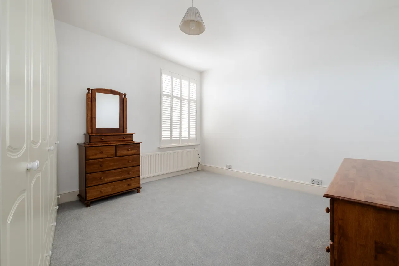 Alexandra Park Road, London, N10, photo 10