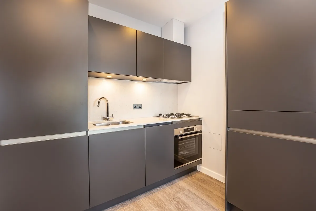 1 bed flat to rent, Garratt Lane, London, SW18