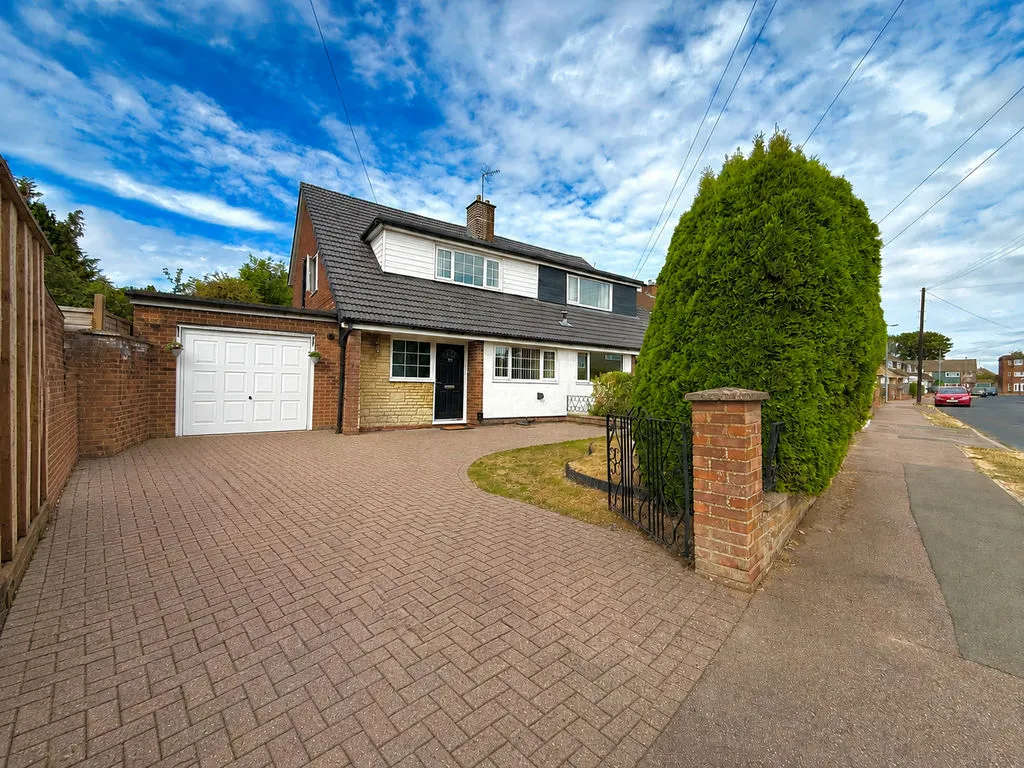 Dalling Drive, Houghton Regis LU5 5EF, photo 18