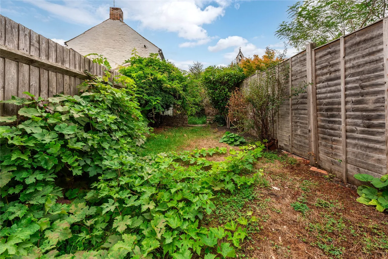 High Street, Olney, MK46, photo 9