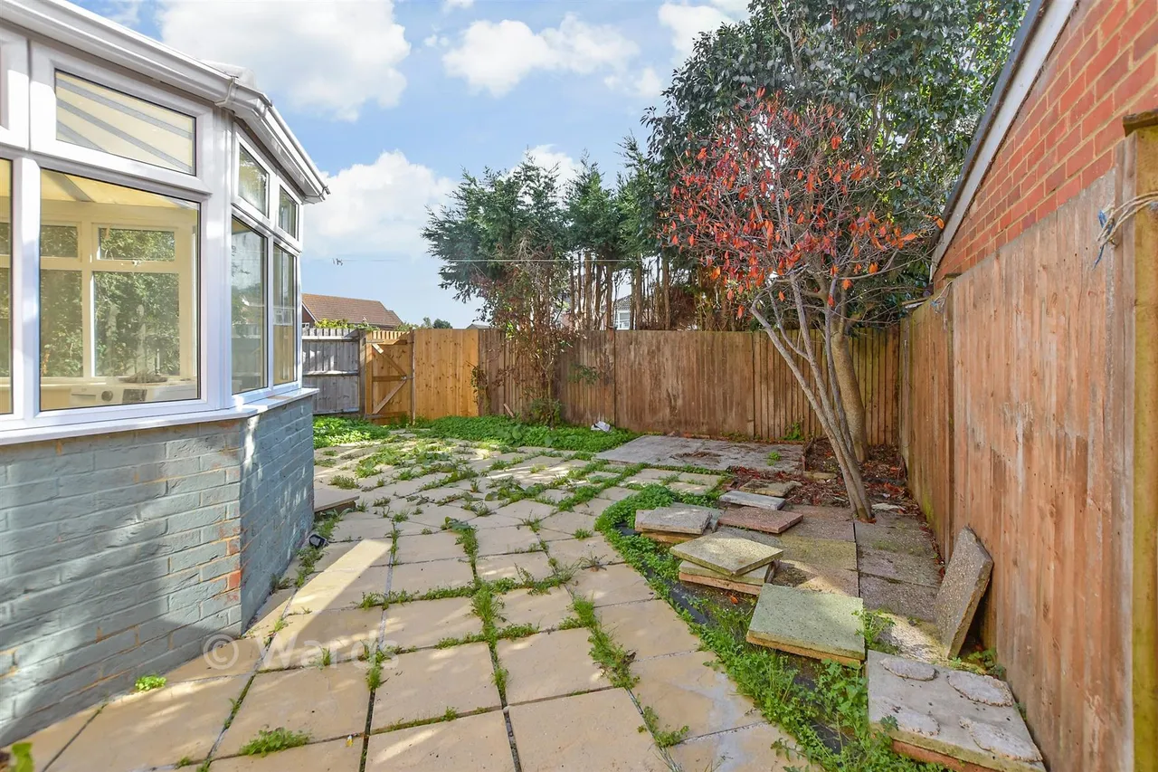 Manor Road, Lydd, TN29, photo 11