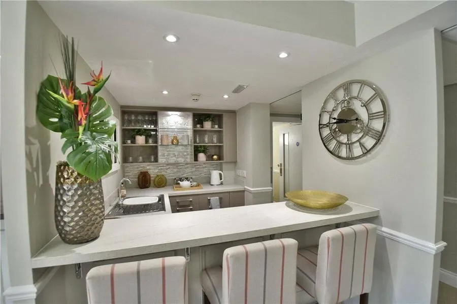 High Meadow Road, Birmingham, B38, photo 3