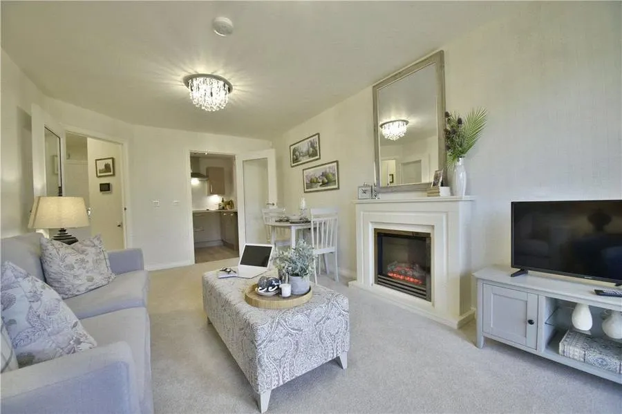High Meadow Road, Birmingham, B38, photo 2