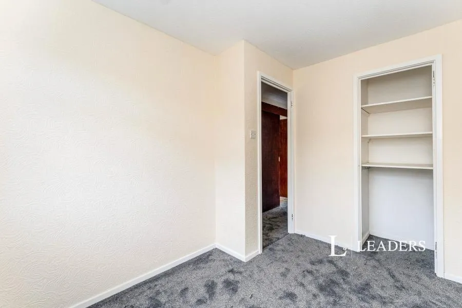 Yewdale Drive, Whitby, CH66, photo 5