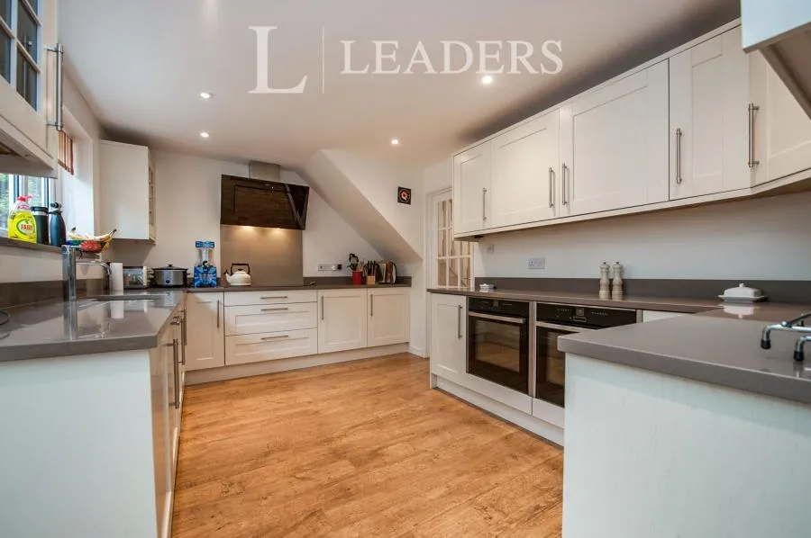 Church Street, Cirencester, GL7, photo 4