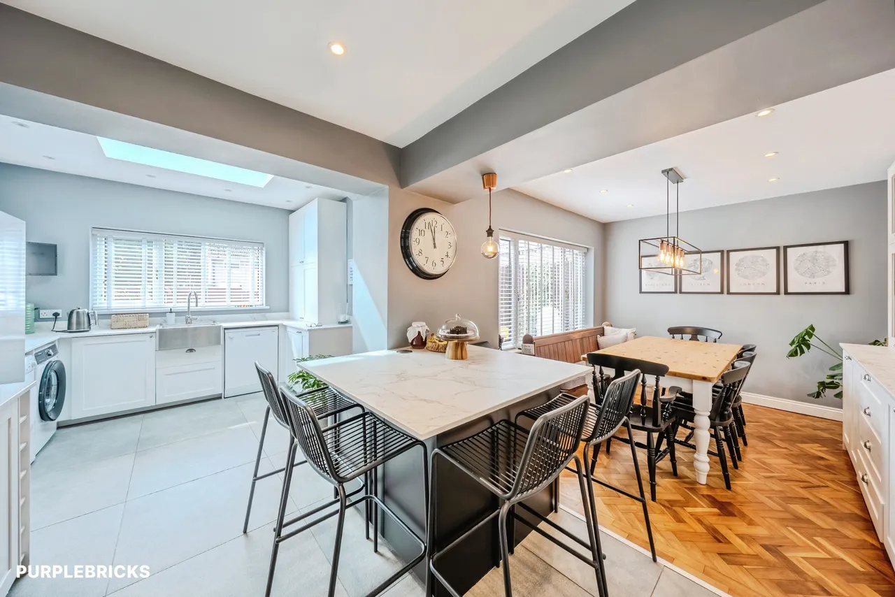 Laurel Road, Newport, NP10, photo 10