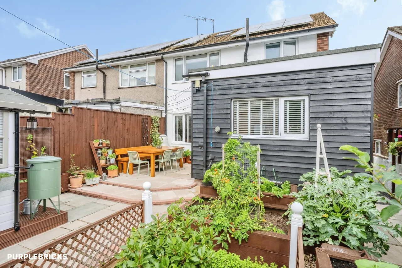 Laurel Road, Newport, NP10, photo 33