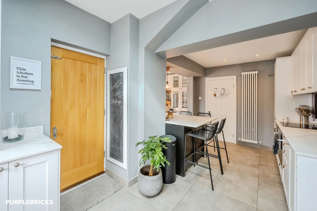 Laurel Road, Newport, NP10, photo 12