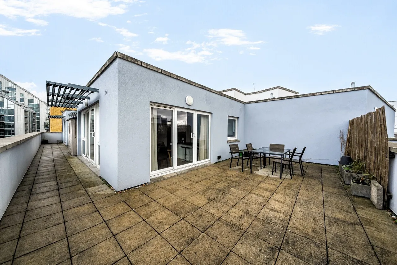 Osiers Road, Putney, London, SW18, photo 6