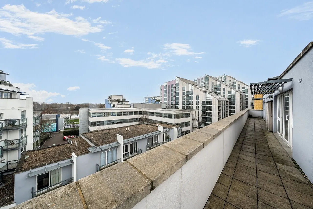 Osiers Road, Putney, London, SW18, photo 9