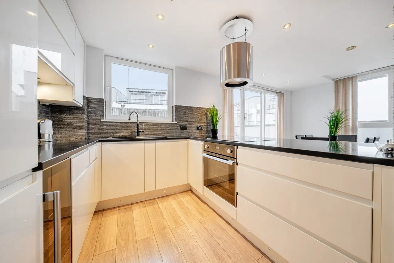 Osiers Road, Putney, London, SW18, photo 10