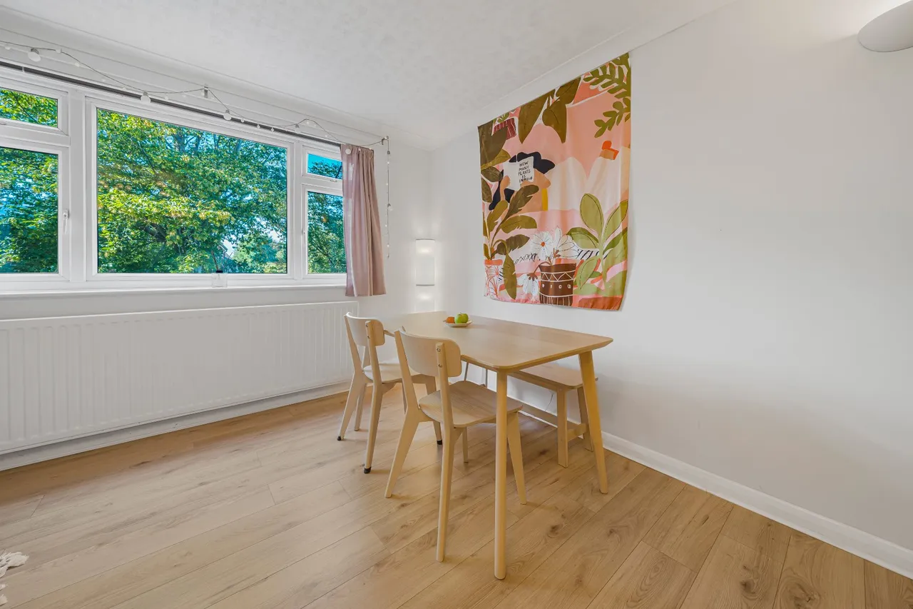 Woodside, Walton On Thames, KT12, photo 6