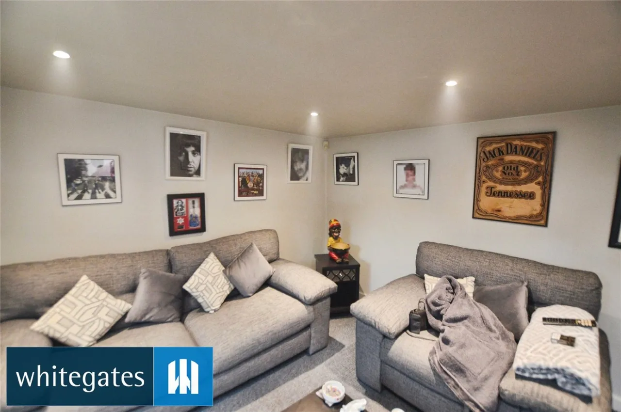 Tanglewood, Leeds, LS11, photo 24