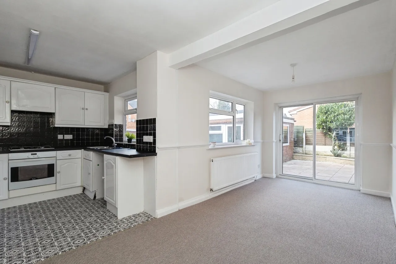 Carlisle Crescent, Ashton-under-Lyne, Greater Manchester, OL6, photo 7