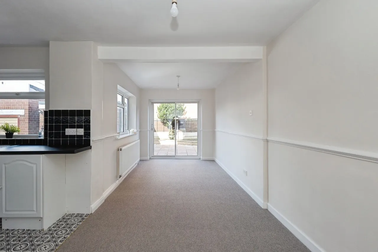 Carlisle Crescent, Ashton-under-Lyne, Greater Manchester, OL6, photo 4