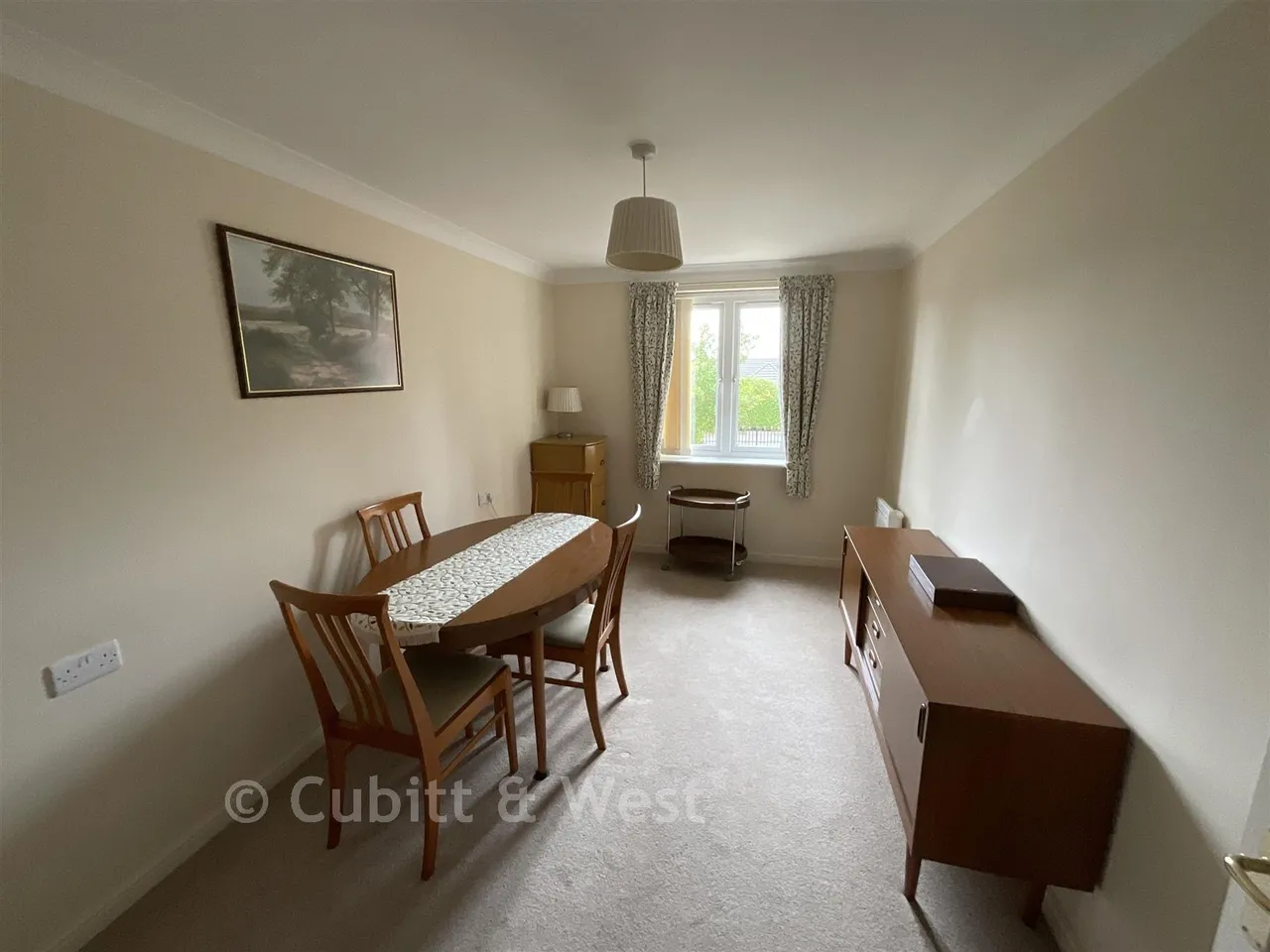 Kings Road, Horsham, RH13, photo 5