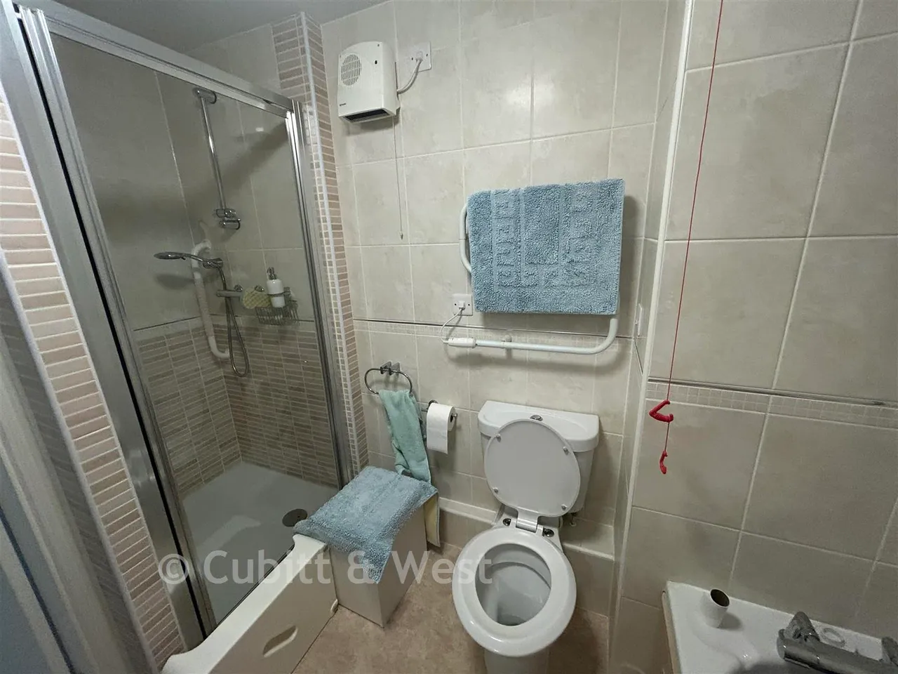 Kings Road, Horsham, RH13, photo 8