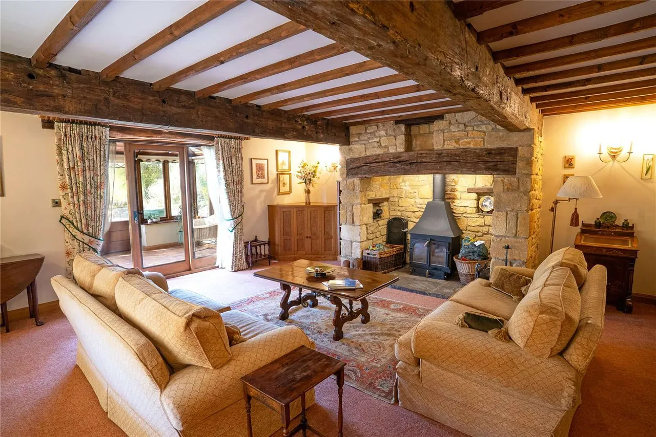 Maugersbury, Stow-On-The-Wold, Gloucestershire, GL54 1HR, photo 5