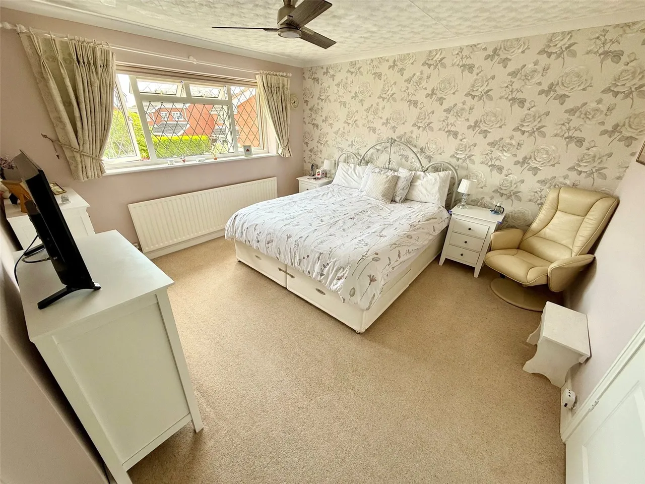 Astley Court, Stourport-on-Severn, Worcestershire, DY13 0JU, photo 8
