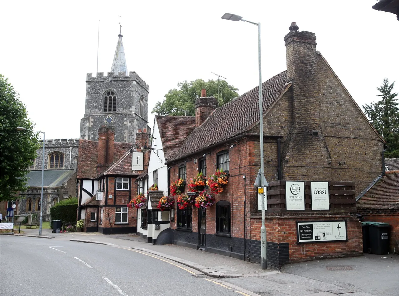 High Street, Rickmansworth Fees Apply, WD3, photo 9