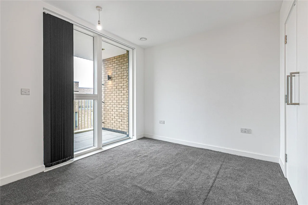 Commerce Road, Brentford, TW8, photo 5